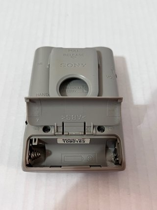Radio Portátil Sony SRF-59 FM Stereo Walkman