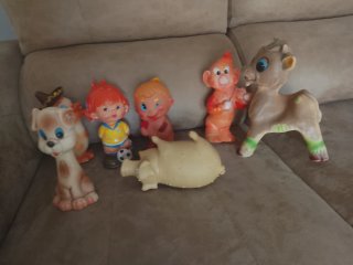 muñecos antiguos de goma