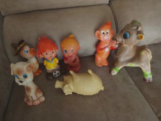 muñecos antiguos de goma