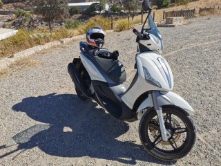 Piaggio Beverly Sport Touring 350