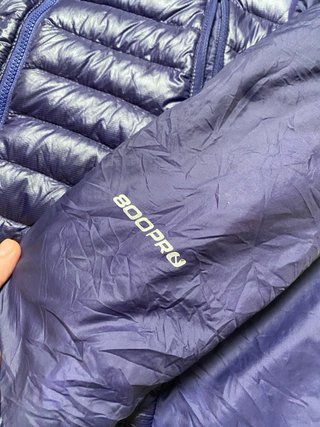 Chaqueta The North Face plumífera morada