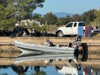 Embarcación Semirrígida con fueraborda 200cv