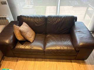 Sofá de piel marrón Natuzzi