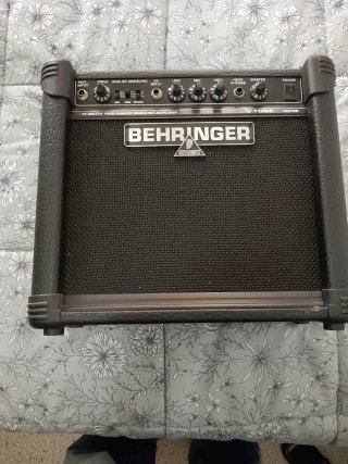Amplificador Behringer V-TONE GM108