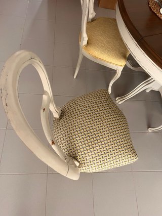 Mesa y Sillas de Comedor Vintage