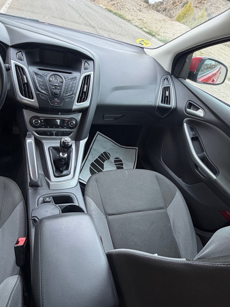 Ford Focus 1.6 TDCi Trend 2012, foto 8