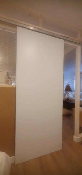 Puerta corredera blanca con guia 83cm