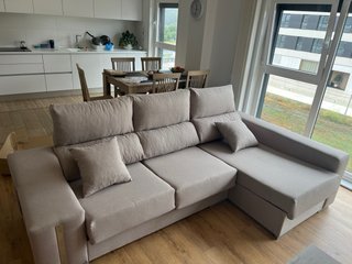 Sofá chaise longue beige/gris tela