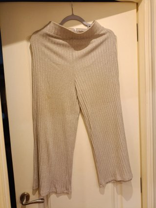 Pantalones beige de canalé