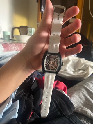 Reloj estilo deportivo