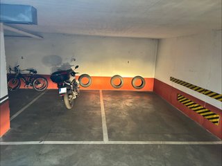 2 plazas de garaje.