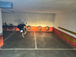 2 plazas de garaje.