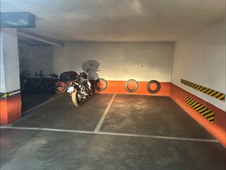2 plazas de garaje.