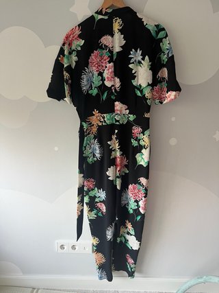 Mono floral negro talla M