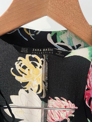 Mono floral negro talla M