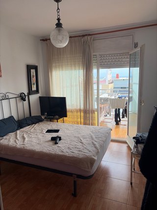 Alquiler habitación con baño privado y parkin