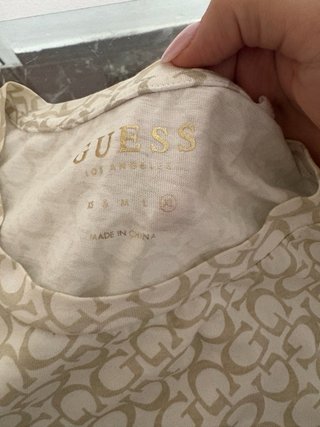 Camiseta Guess