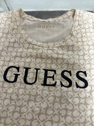 Camiseta Guess