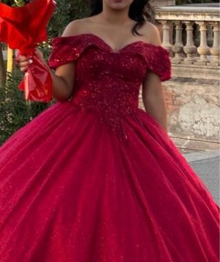 VESTIDO DE Quinceañera Rojo con Cola