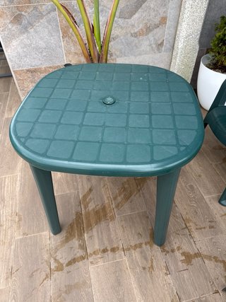 Mesa de Exterior con 2 Sillas Verde