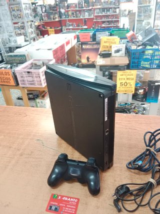 CONSOLA SONY PS3 SLIM 250GB CON MANDO Y CABLES