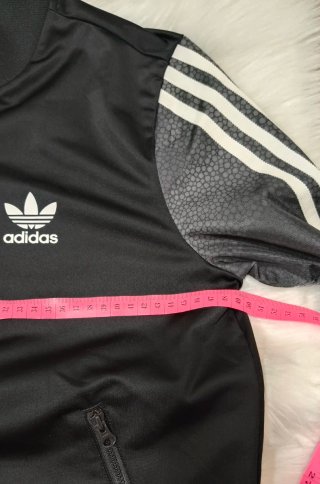 Chaqueta Adidas Rita Ora Negra y Gris