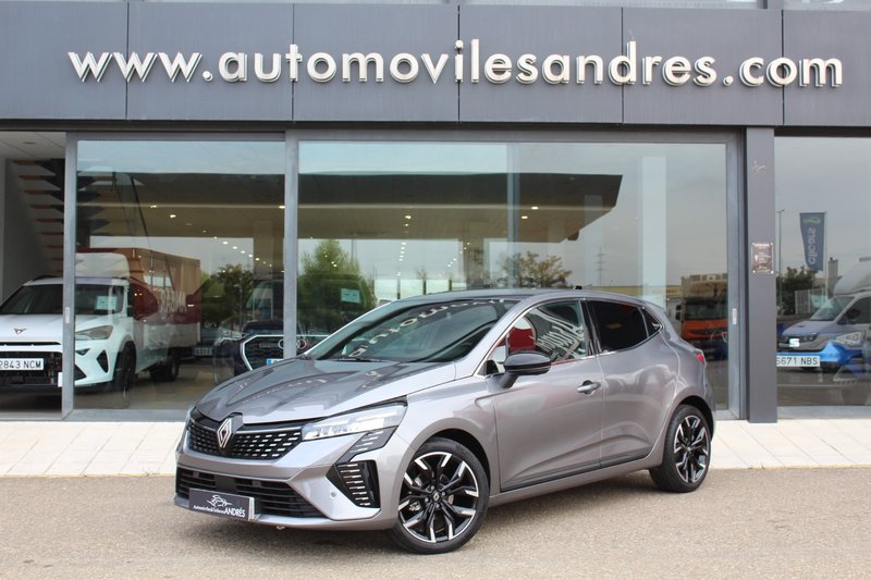 Renault Clio techno TCe 2025