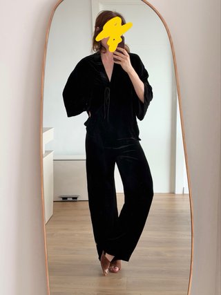 Conjunto de terciopelo Negro