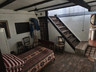 Lote de Muebles y Objetos Antiguos