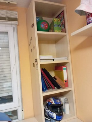 Cama Nido, escritorio y estantería