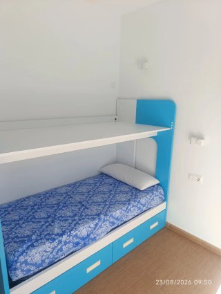 Litera Infantil Blanca y Azul