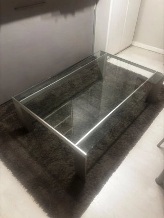 Mesa Stua, de centro con sobre de cristal