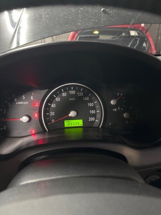 KIA Carnival 2007 solo asta el viernes