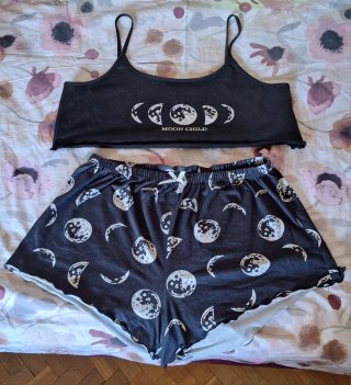 Pijama corto de lunas