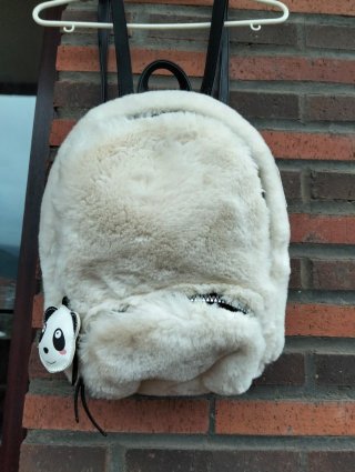 Mochila de Peluche Blanca