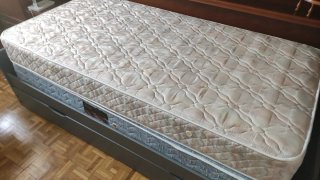 2 colchones 180x90 sin estrenar (35€ cada uno)