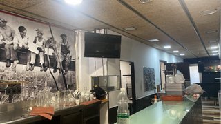 Mobiliario de bar completo