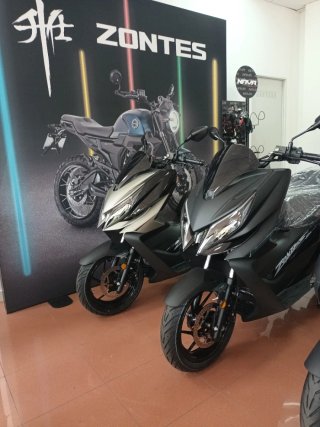 Maxi Scooter Zontes 125V