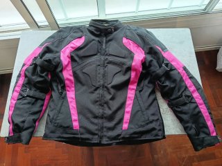 Cazadora de Moto para Mujer Negra y Rosa