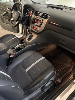 Ford Kuga 2.0 TDCi 4x4 Automatico 140 c.v