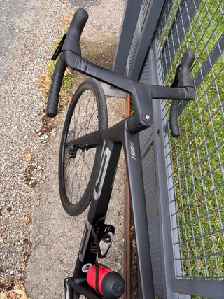 Bicicleta de carretera carbono superior