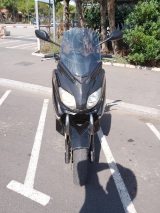 Yamaha XMAX 250 Negra