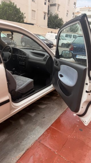 Daewoo Lanos 2001