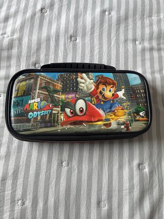 Estuche Nintendo Switch Super Mario Odyssey