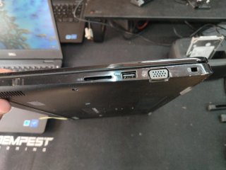 Portátil Dell 14 8GB RAM 128GB SSD M.2