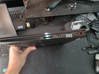 Portátil Dell 14 8GB RAM 128GB SSD M.2