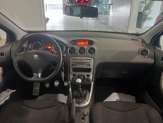 Peugeot 308 2011