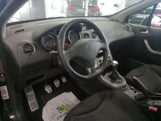 Peugeot 308 2011