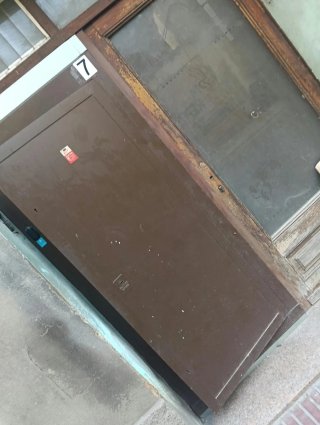 Puerta de seguridad reforzada (puerta antiocupa)