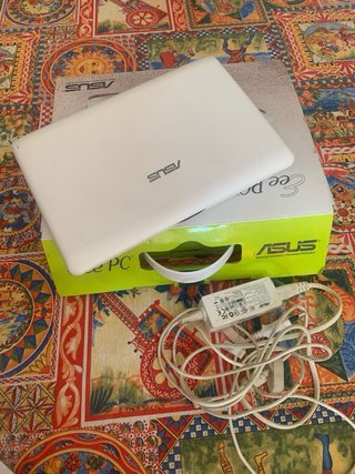 Asus Eee PC